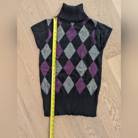 Sweater - Picture 3 of 6